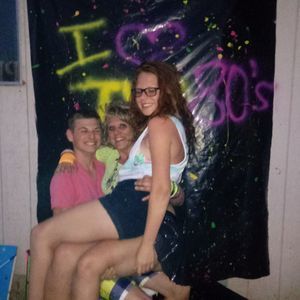 Meet your Posher, Dana